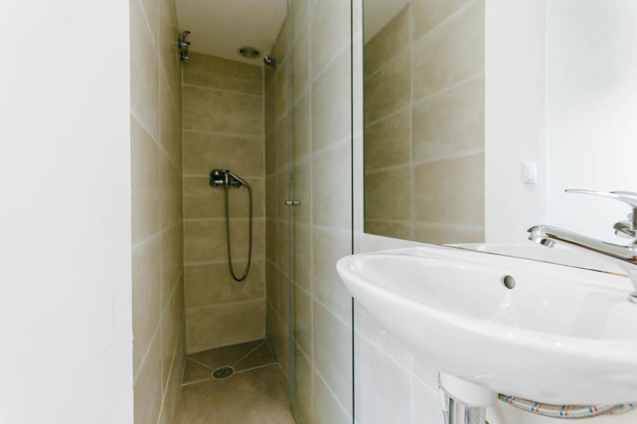 Rent4Rest Lisbon Downtown Tiny Studio Apartments Kültér fotó